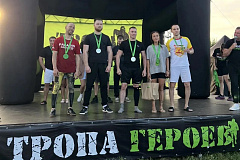 Столичные росгвардейцы одержали победу в забеге по пересечённой местности «Тропа героев» 