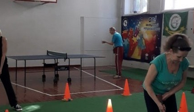 Пенсионеры освоили игру в гольф в районе Фили-Давыдково