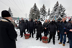В Москве почтили память бойцов столичного СОБР, погибших в селе Первомайское 30 лет назад