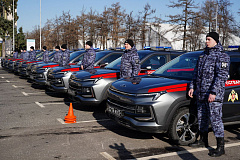 Столичные росгвардейцы провели занятия по экстремальному вождению служебных автомобилей 